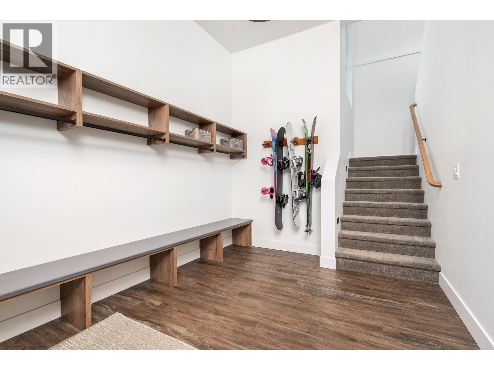 #5 5720 HARTNELL ROAD - 5