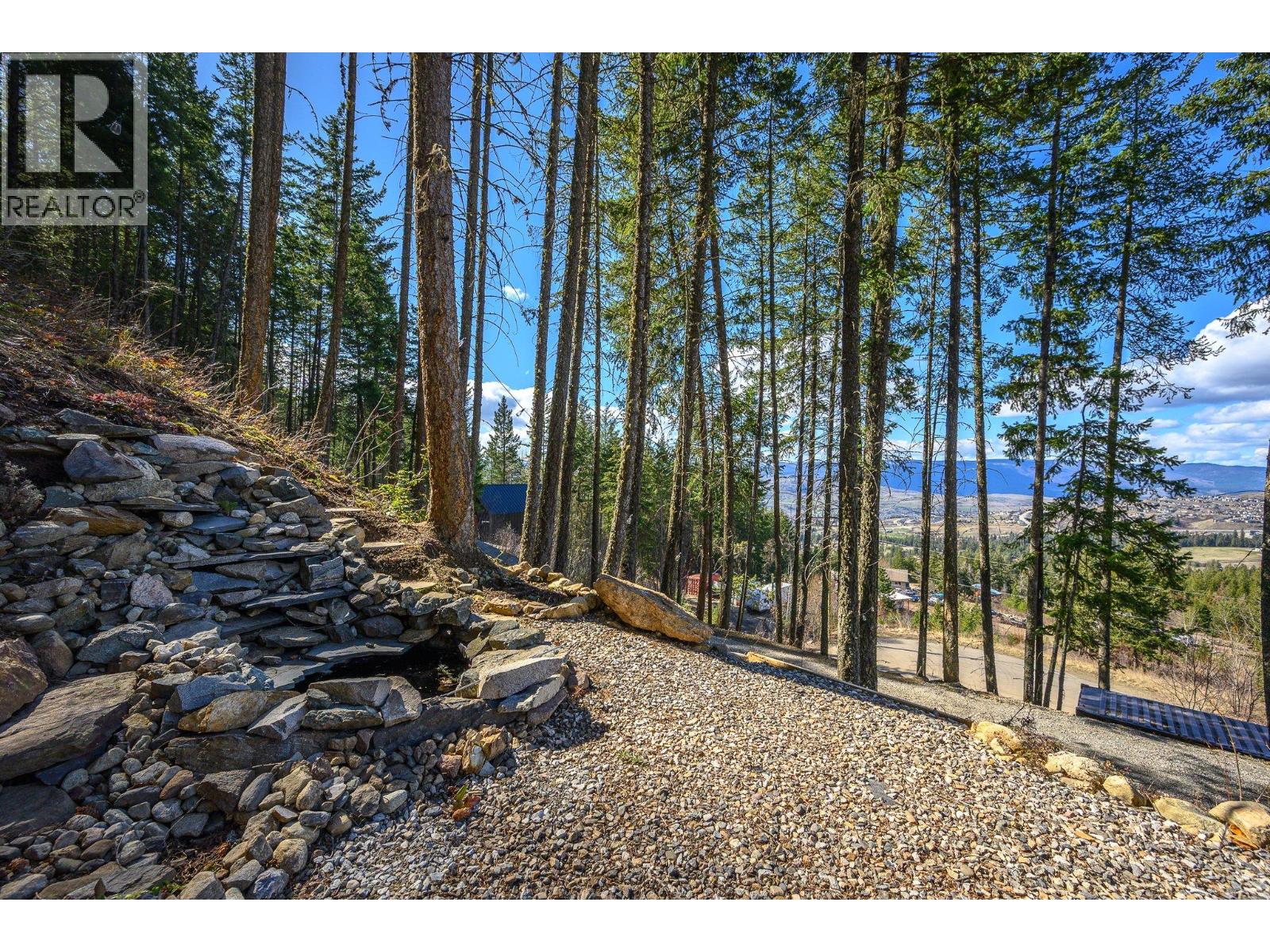 #5 5720 HARTNELL ROAD - 51