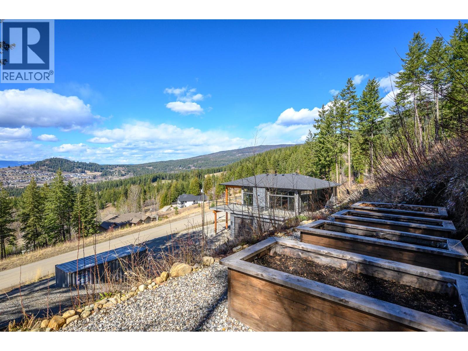 #5 5720 HARTNELL ROAD - 53