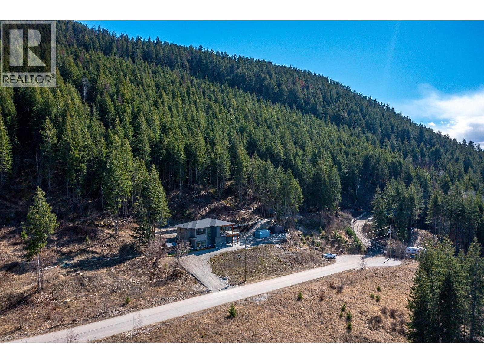 #5 5720 HARTNELL ROAD - 60