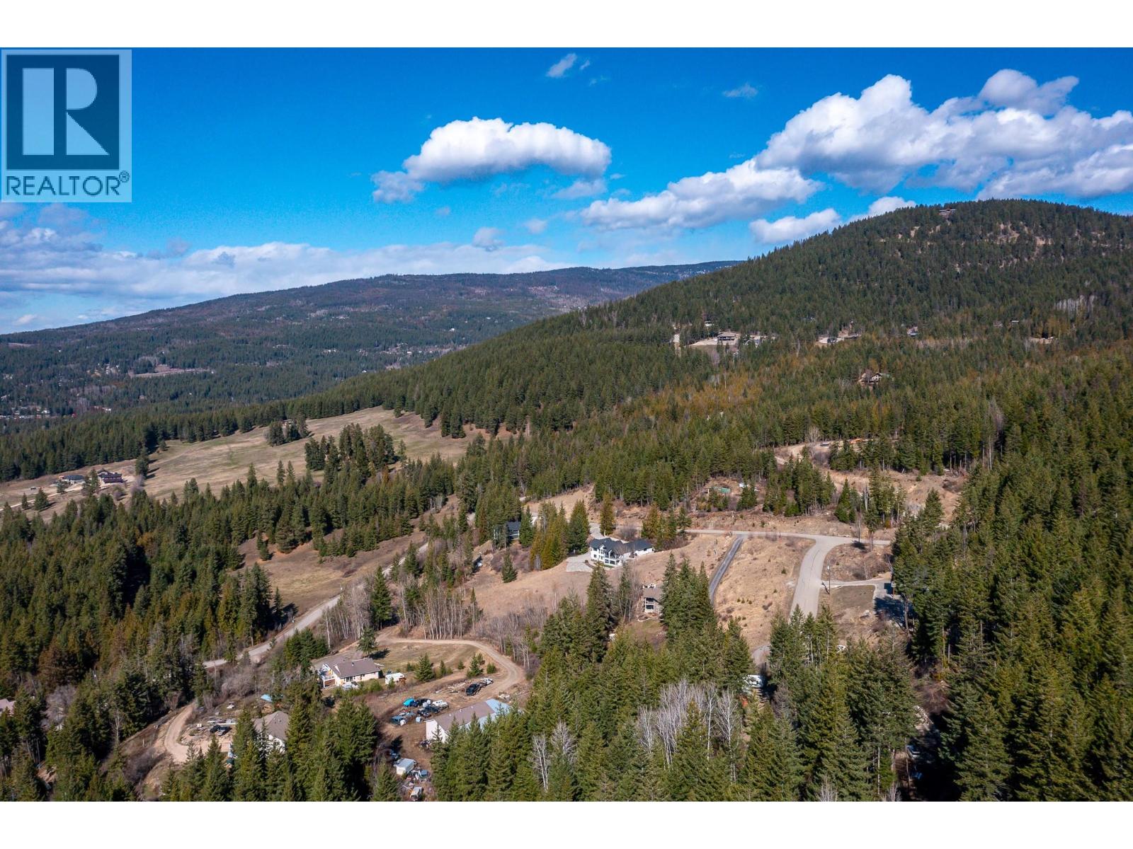 #5 5720 HARTNELL ROAD - 65