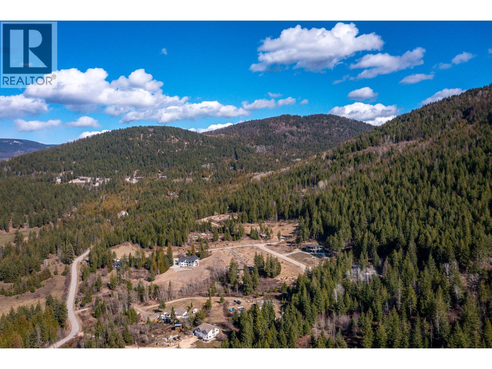 #5 5720 HARTNELL ROAD - 66