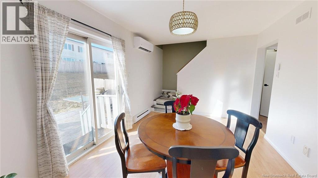 19 MEADOWLAND TERRACE - 13