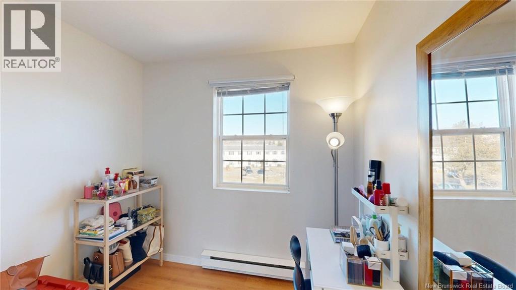 19 MEADOWLAND TERRACE - 18