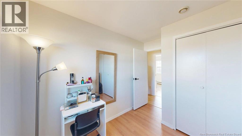 19 MEADOWLAND TERRACE - 19