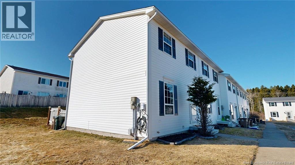 19 MEADOWLAND TERRACE - Image 3