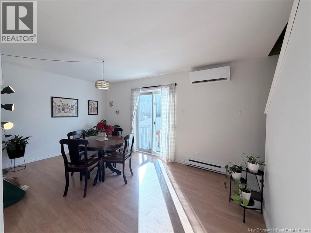 19 MEADOWLAND TERRACE - 14