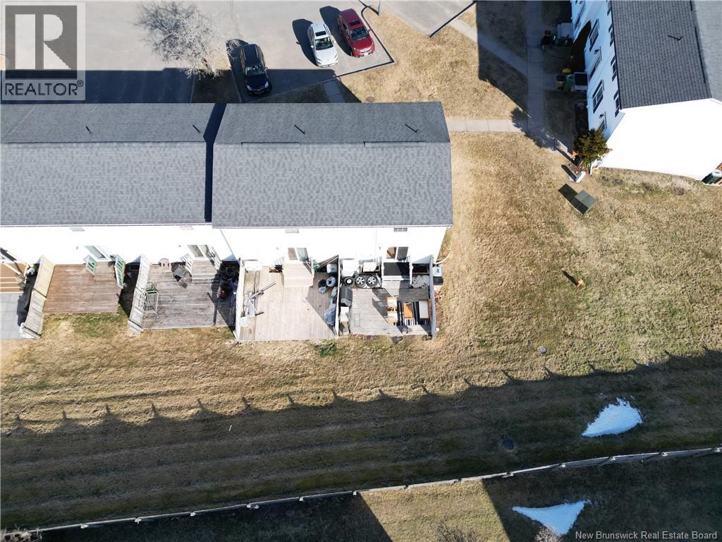 19 MEADOWLAND TERRACE - 36