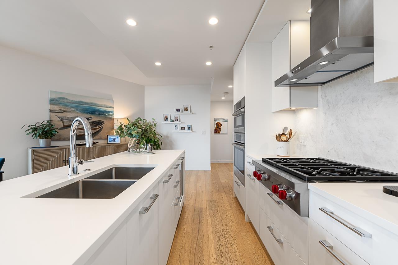 507 1439 GEORGE STREET, White Rock