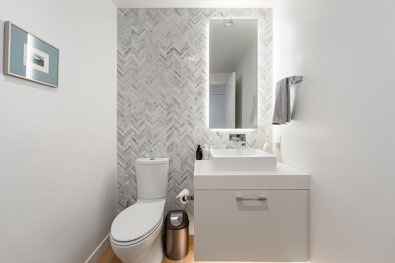 507 1439 GEORGE STREET, White Rock