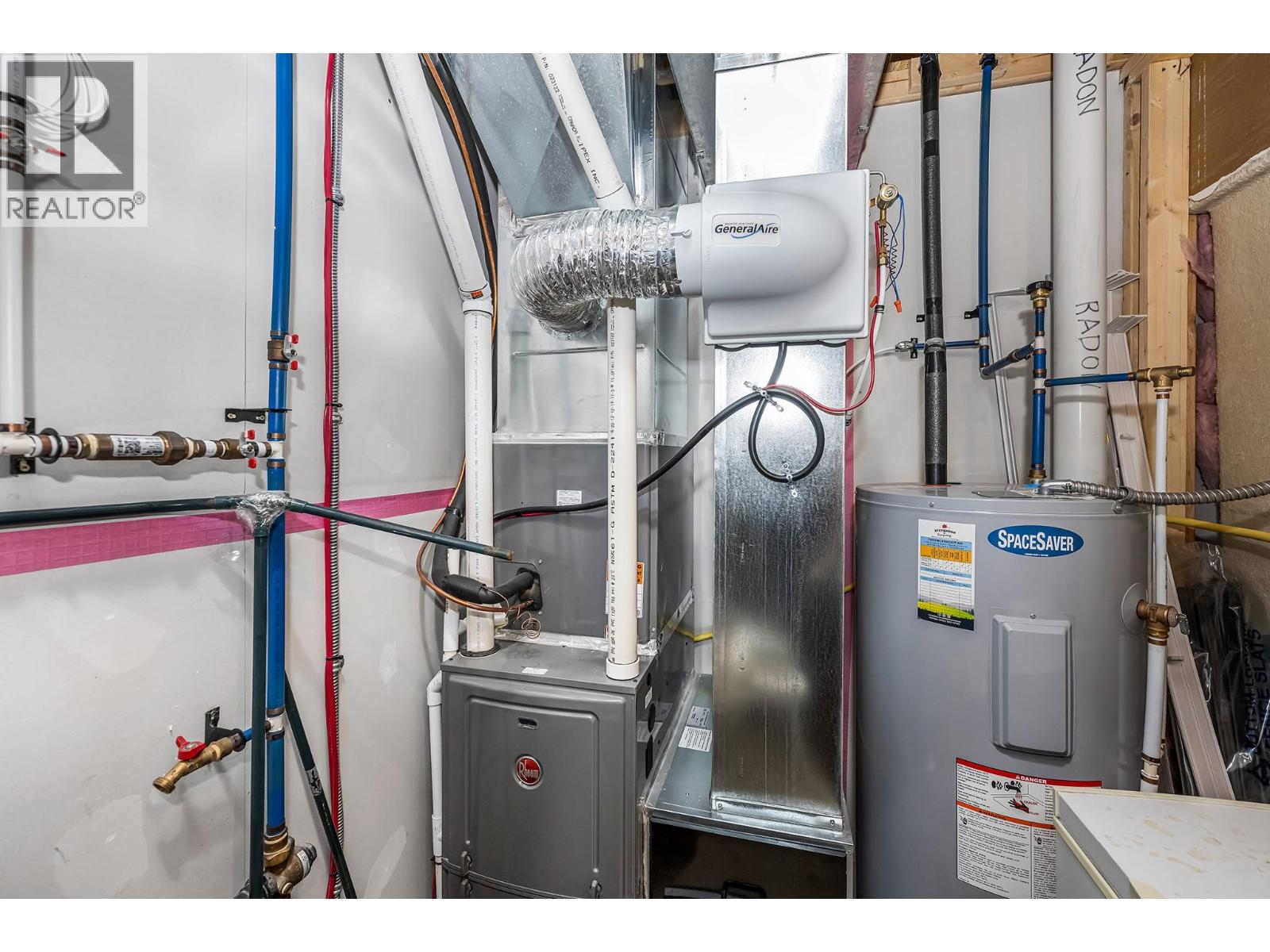 #47 4600 OKANAGAN AVENUE - 30