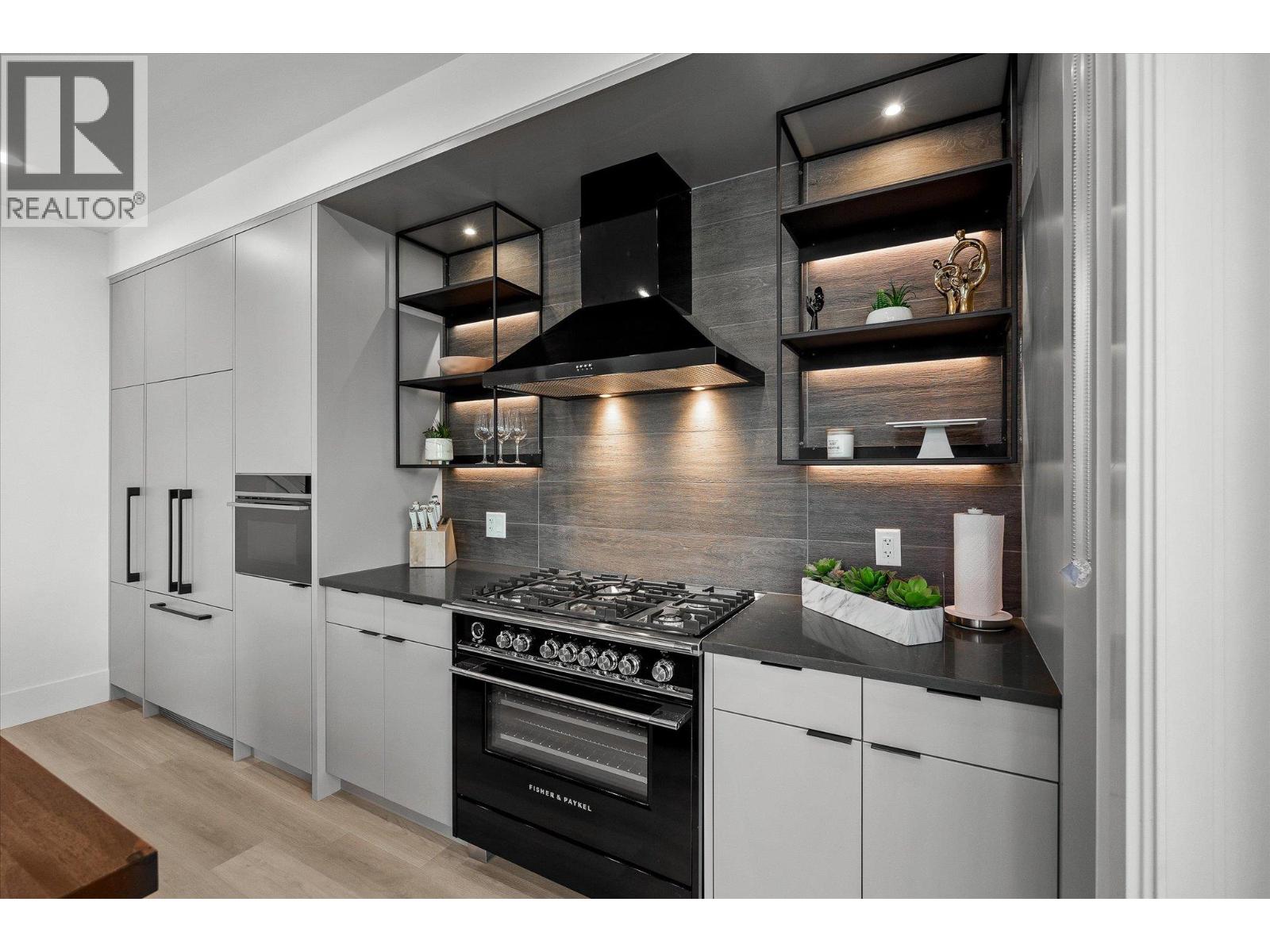 3210 Landry Crescent, Summerland