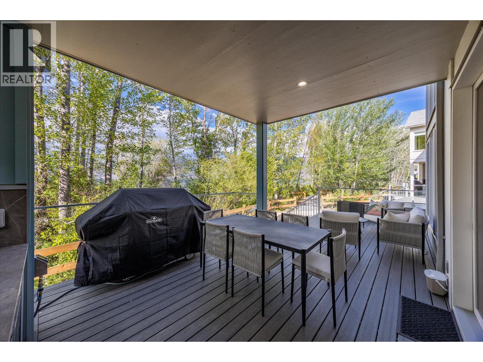 3210 Landry Crescent, Summerland