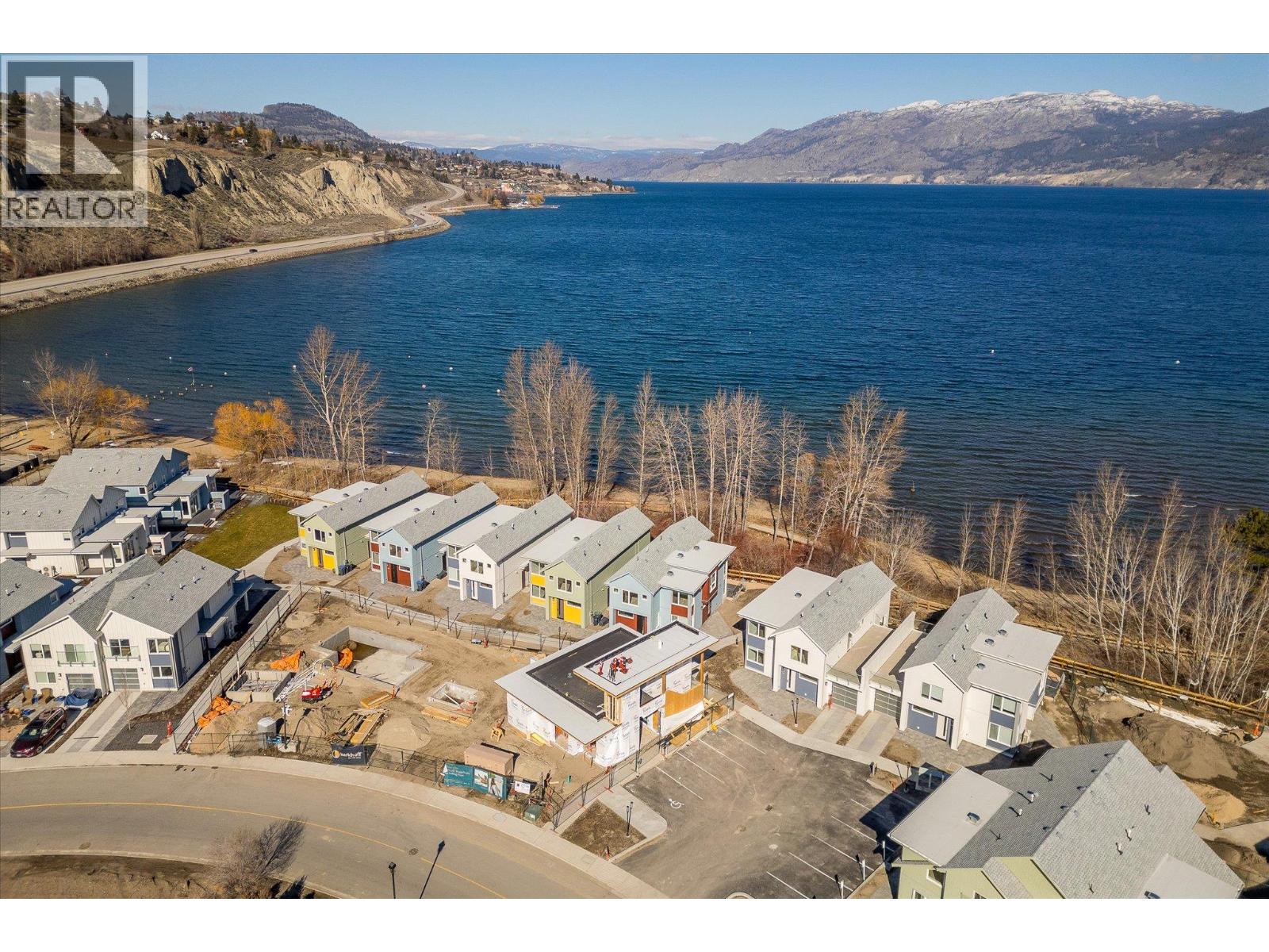 3210 Landry Crescent, Summerland