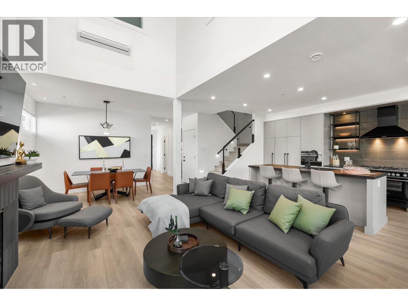 3210 Landry Crescent, Summerland