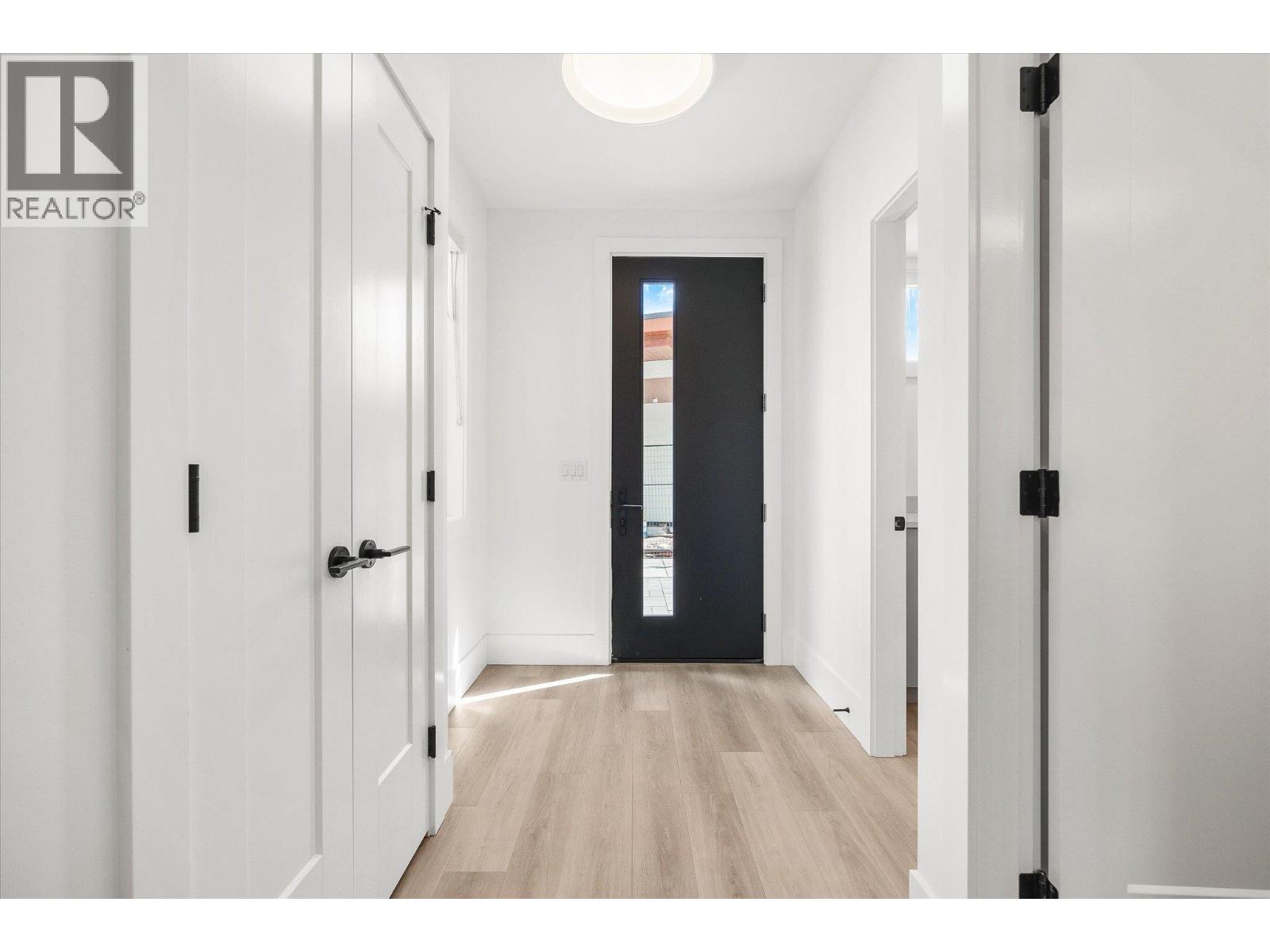 3210 Landry Crescent, Summerland