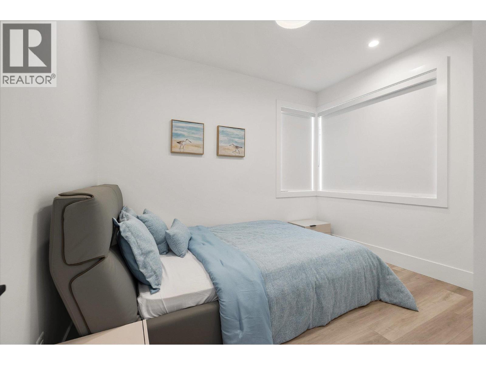 3210 Landry Crescent, Summerland