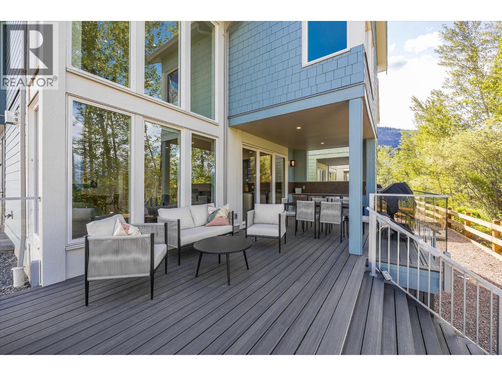 3210 Landry Crescent, Summerland
