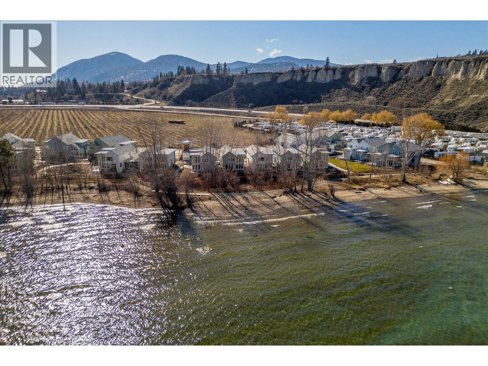 3210 Landry Crescent, Summerland