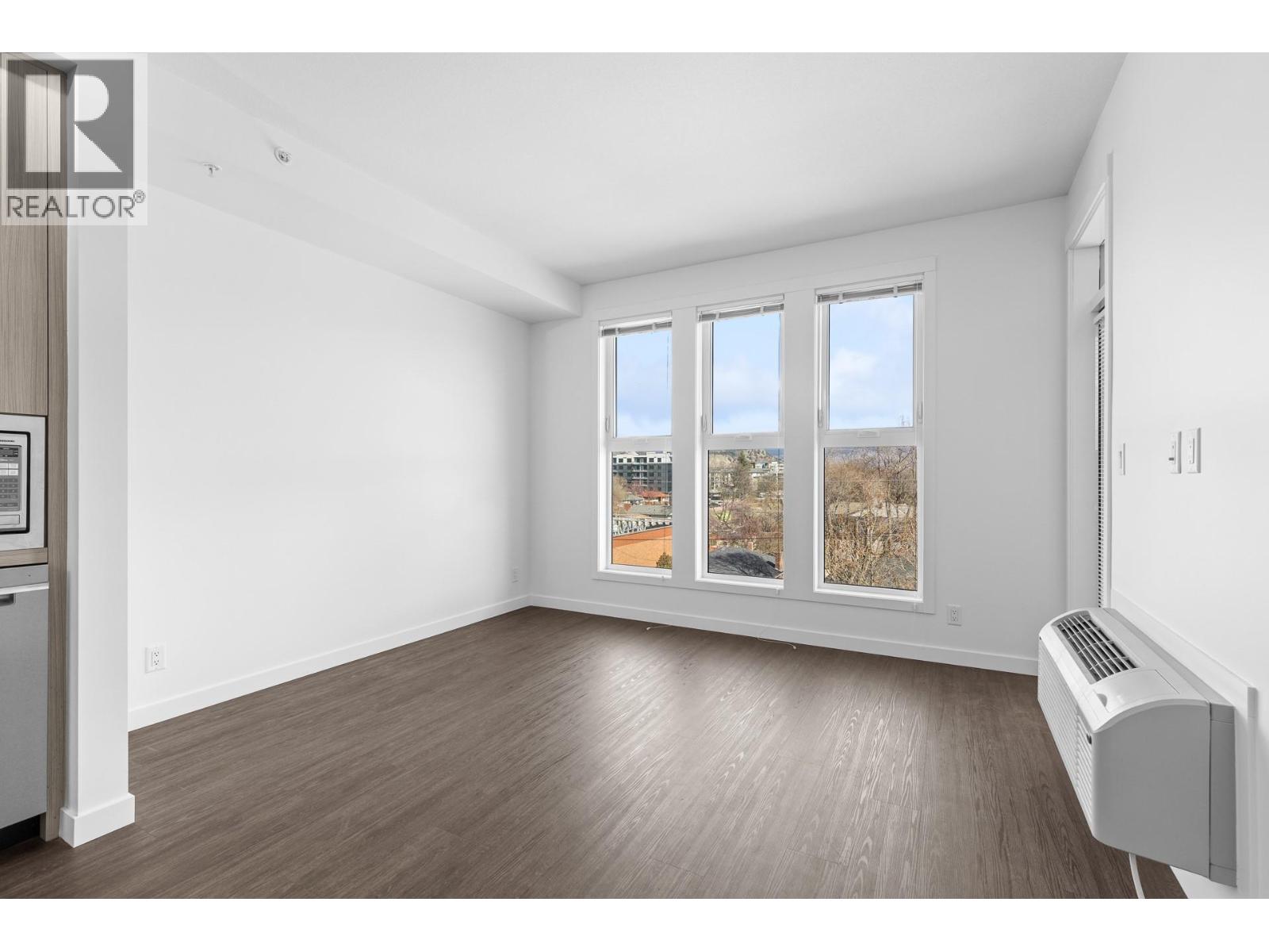 PH3 1800 Richter Street, Kelowna