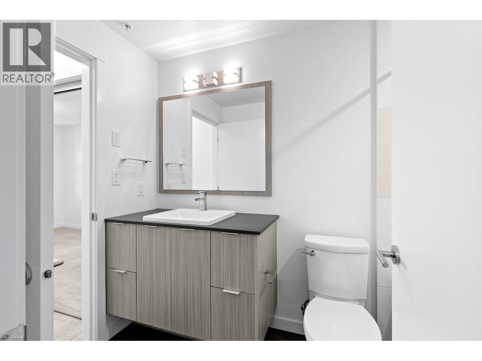 PH3 1800 Richter Street, Kelowna