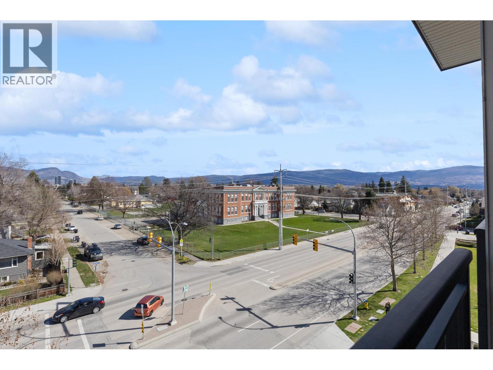 #PH3 1800 Richter Street - 2
