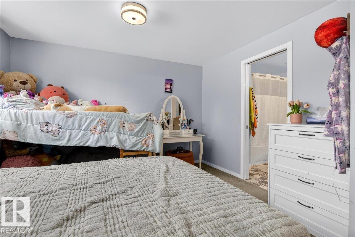 2808 25 ST NW, Edmonton