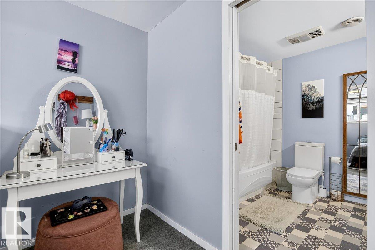 2808 25 ST NW, Edmonton