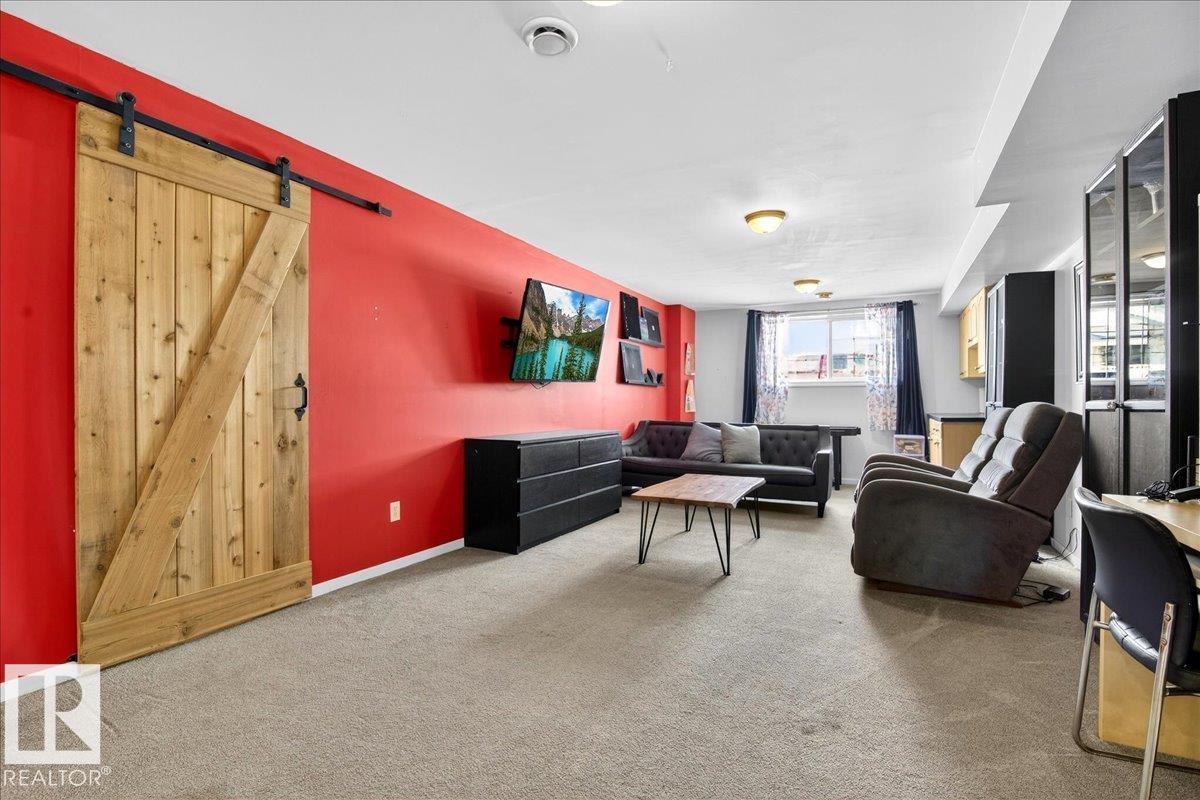 2808 25 ST NW, Edmonton