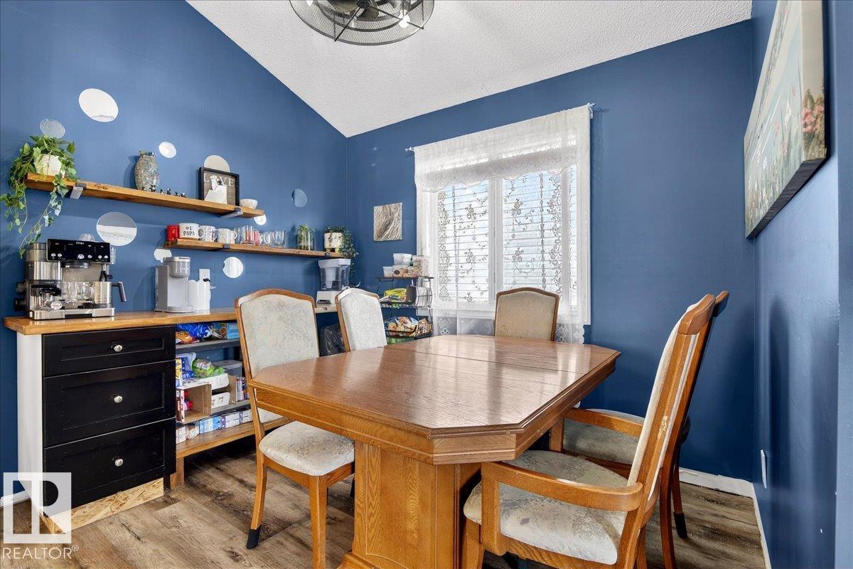 2808 25 ST NW, Edmonton