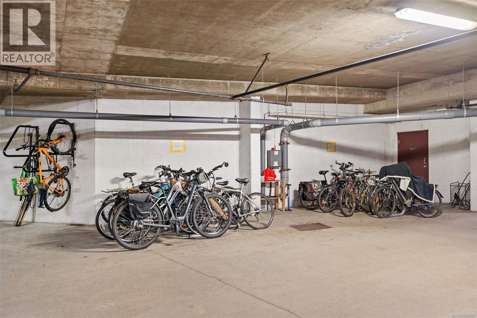 324 405 Quebec St, Victoria