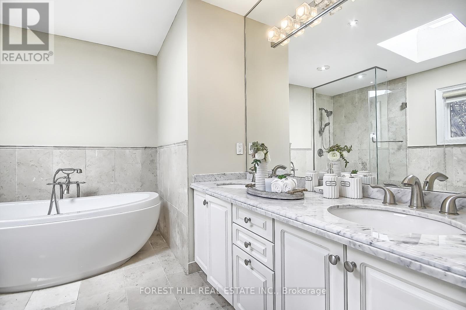 83 NORTON AVENUE - 29