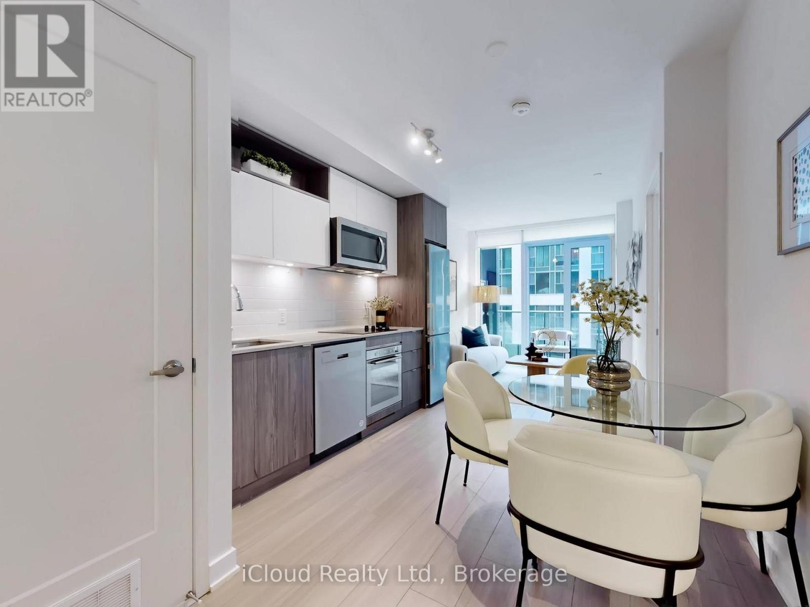#440 60 PRINCESS STREET - 10