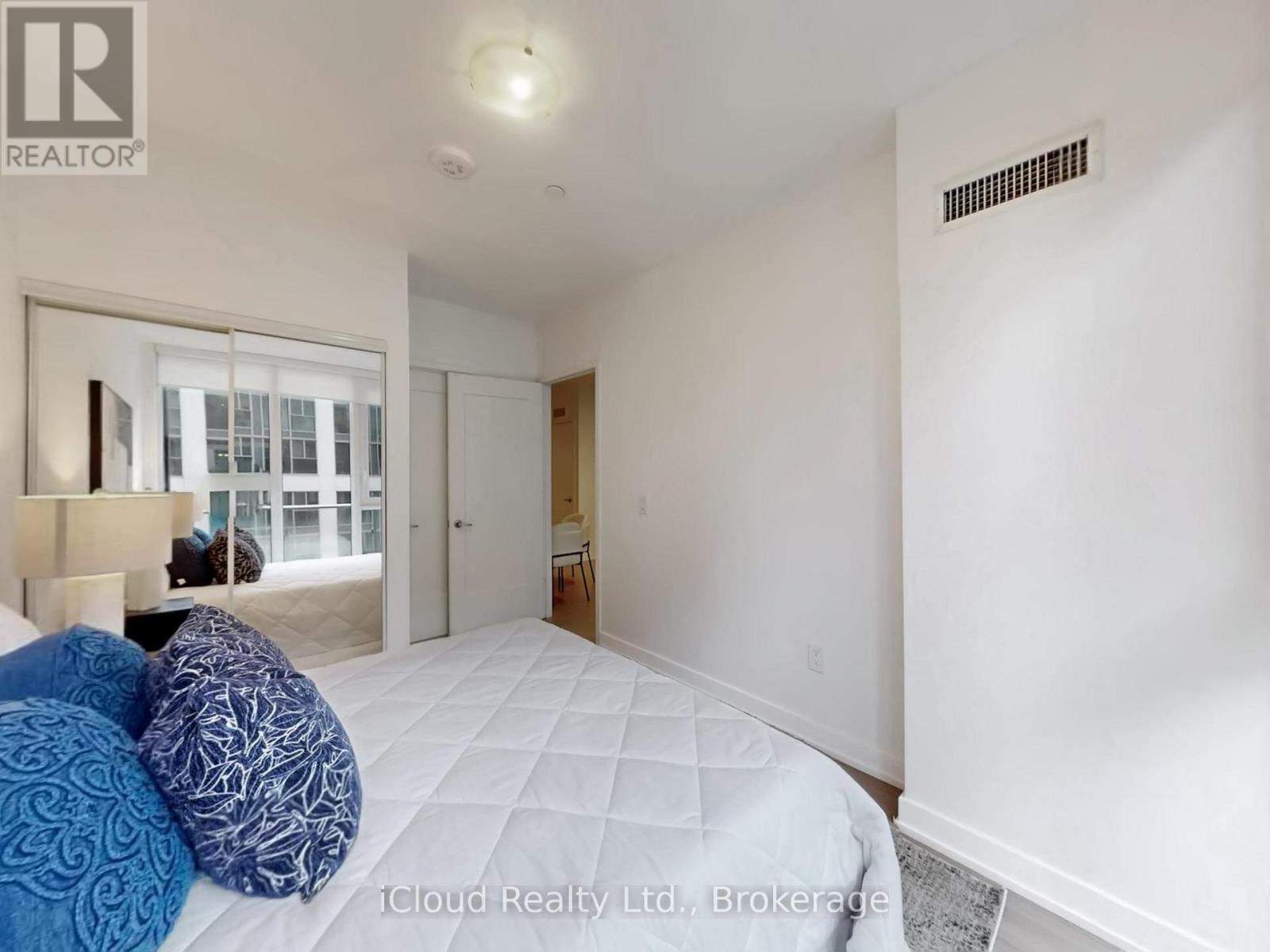 #440 60 PRINCESS STREET - 24