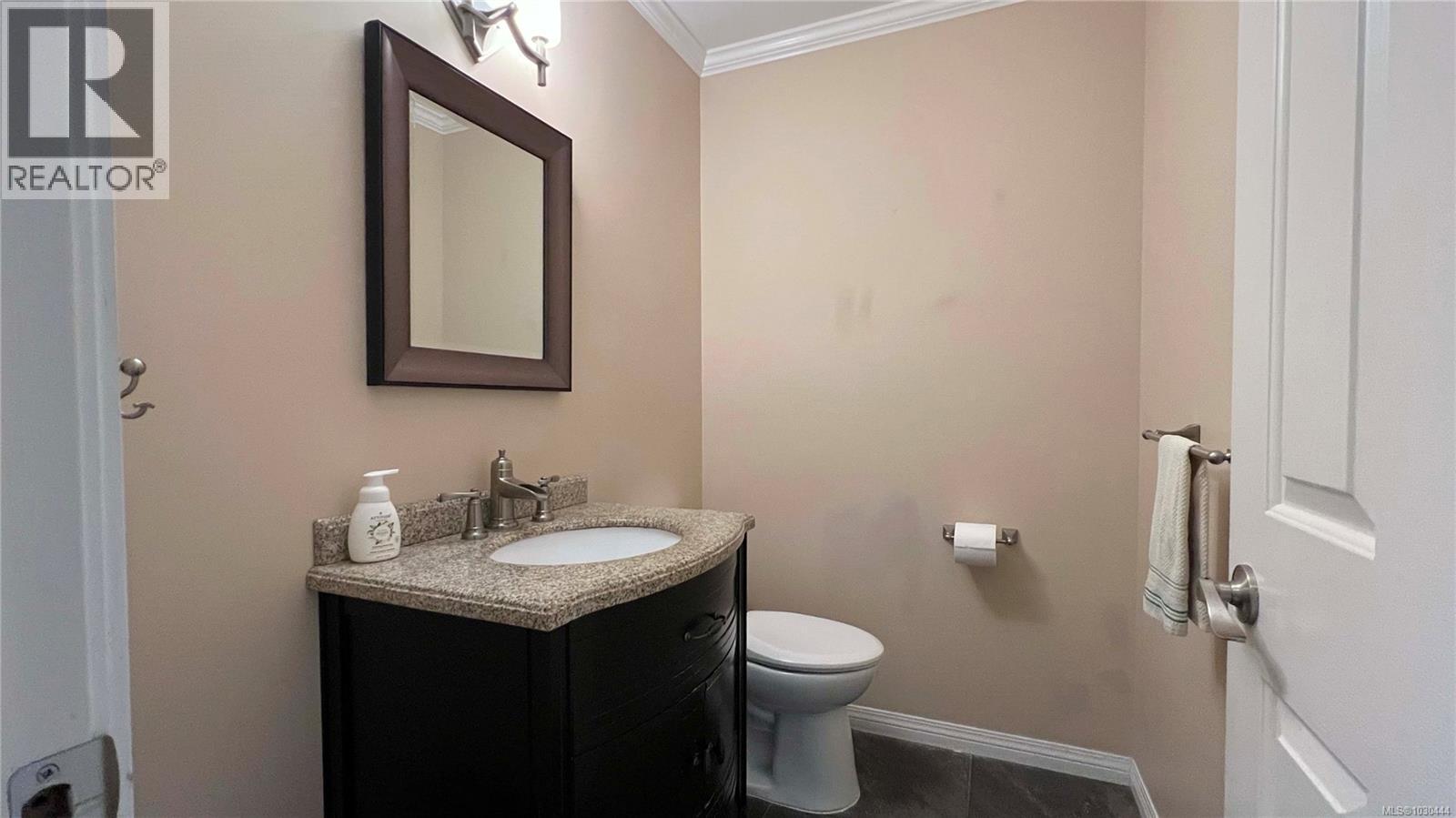  986 Seapearl Place, Saanich