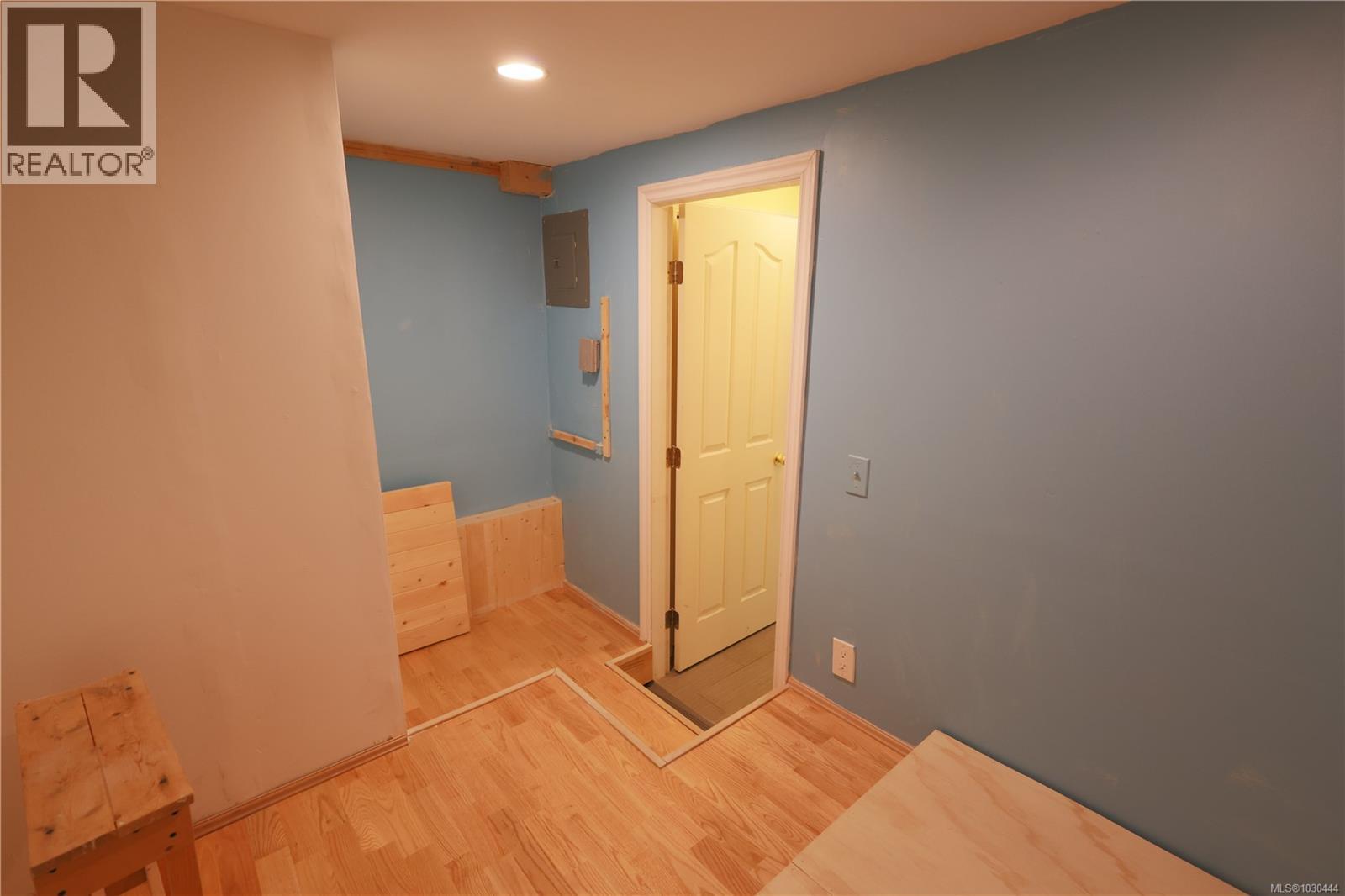  986 Seapearl Place, Saanich