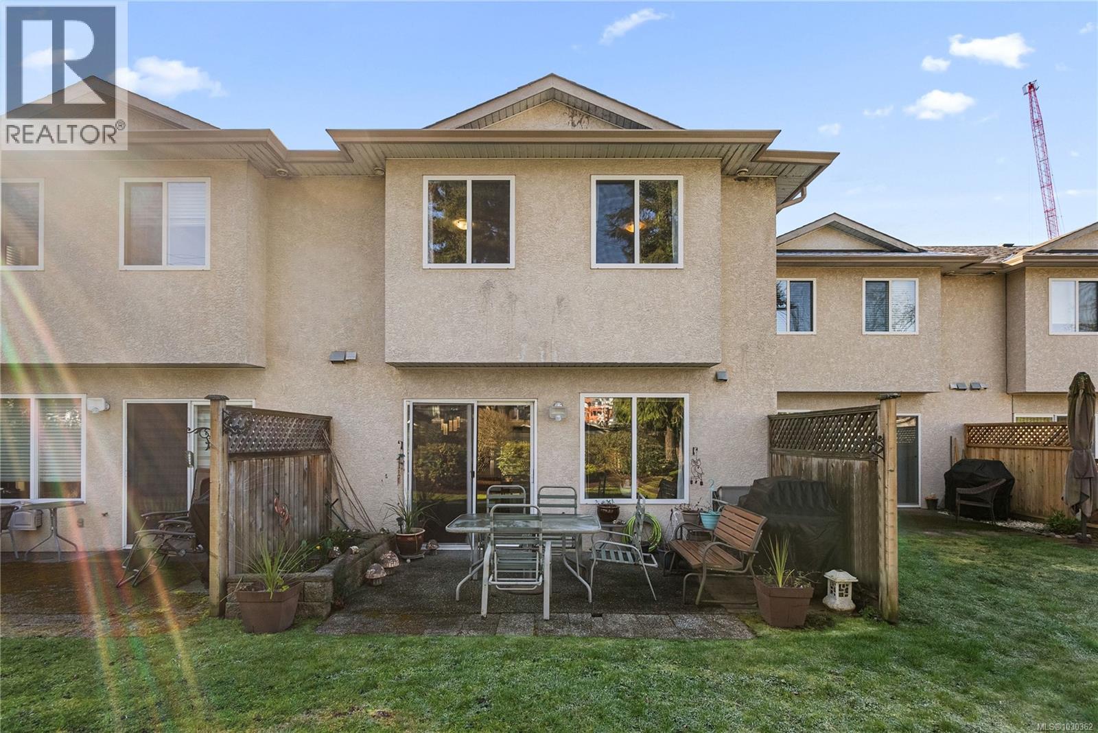 #103 793 MEAFORD AVE - 22