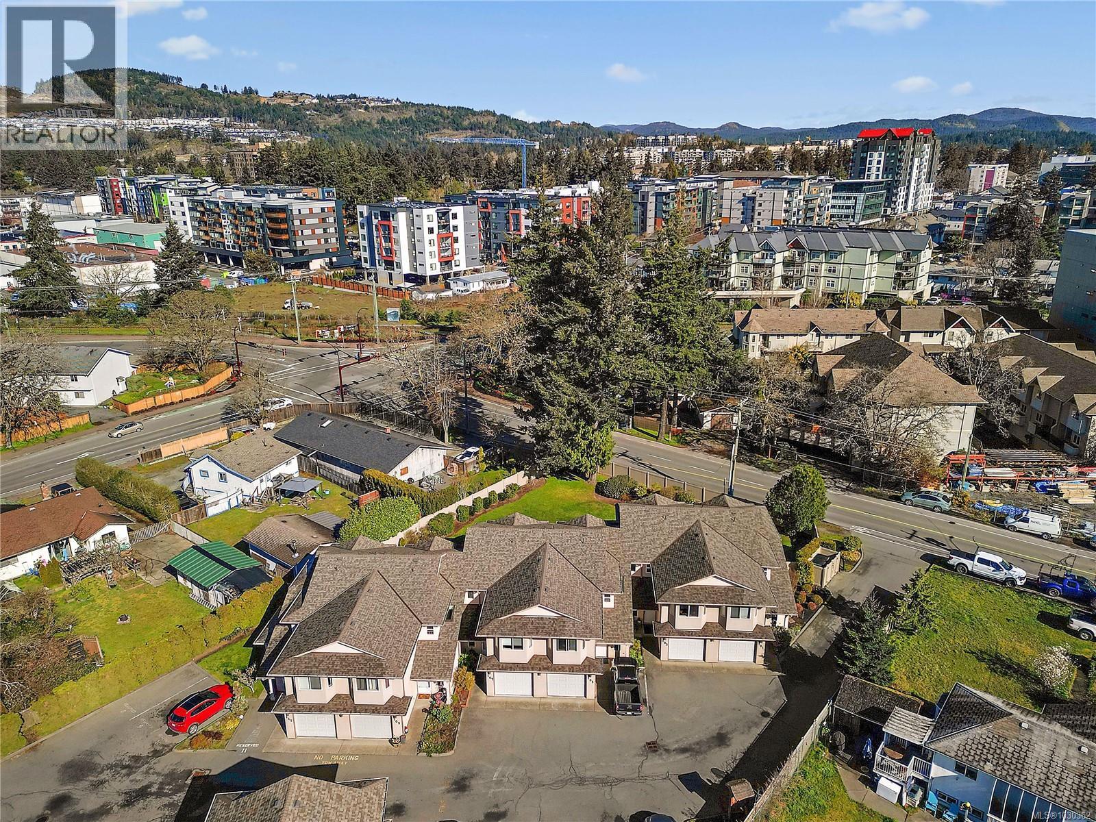 #103 793 MEAFORD AVE - 24