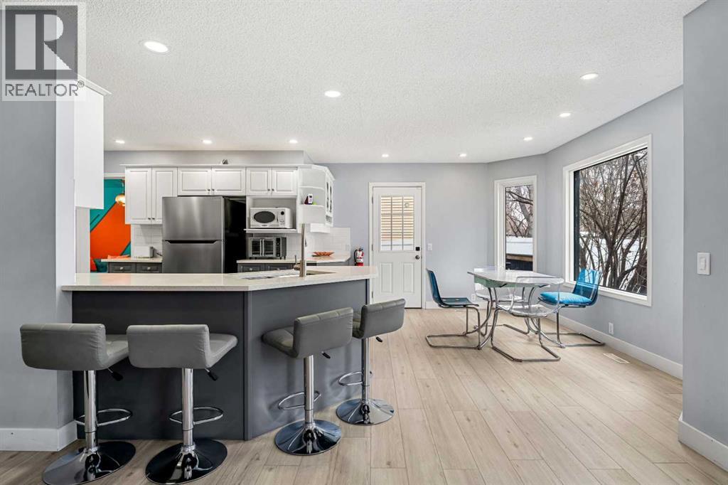 Single Family House for Sale in  Douglas Park Boulevard SE Douglasdale/Glen Calgary 