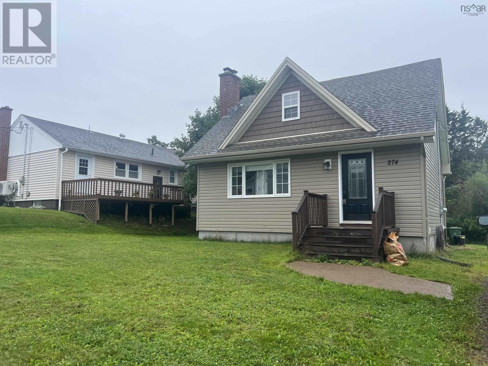 274 Pleasant Street