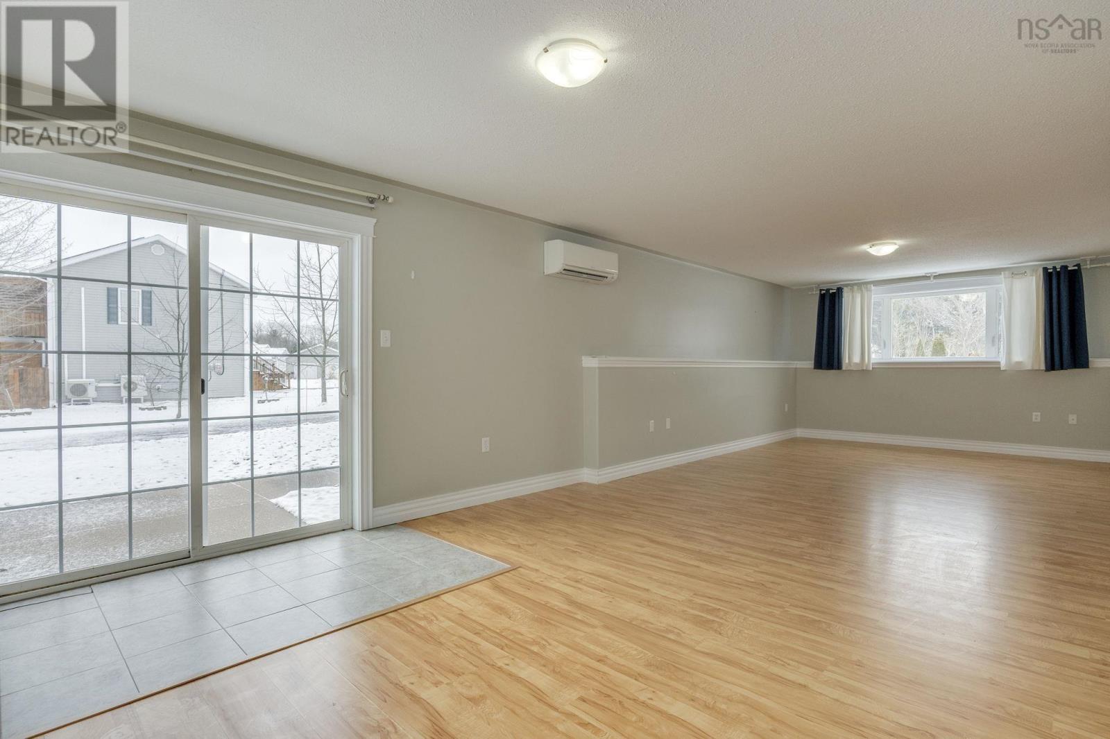 Property 19 of 45 of 10 Cameron Drive