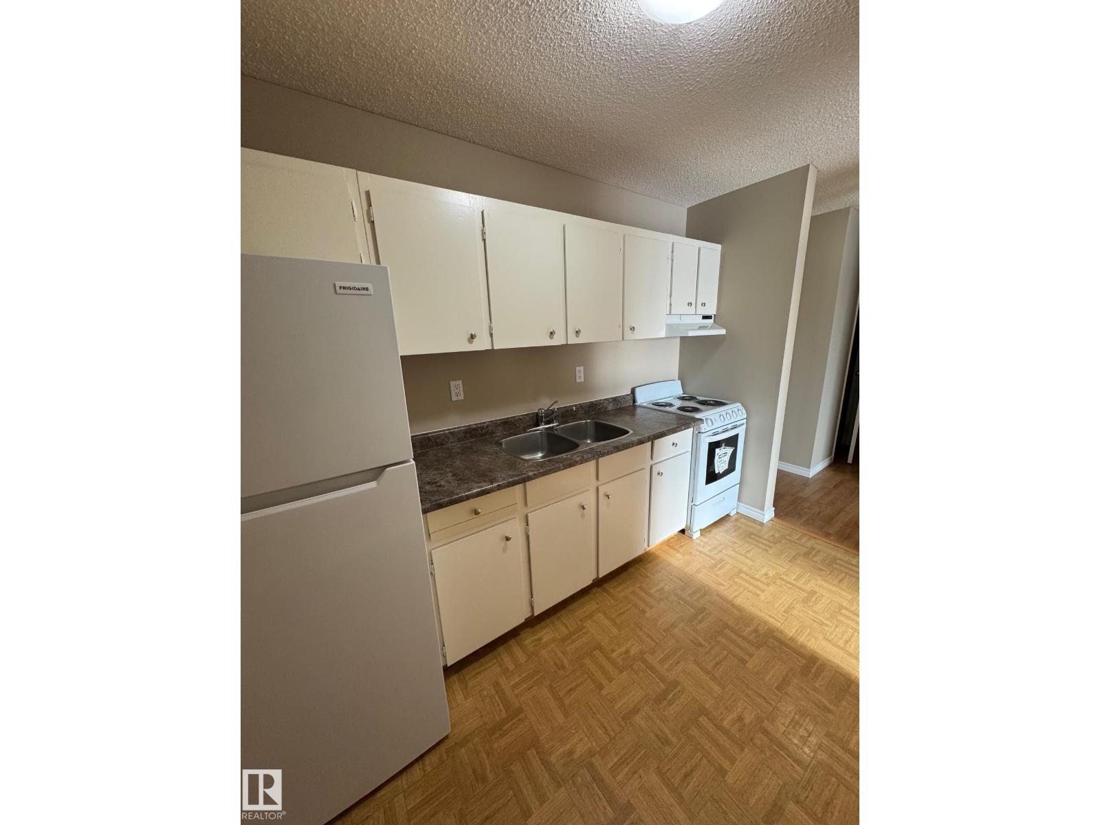 #315 7220 144 AV NW, Edmonton