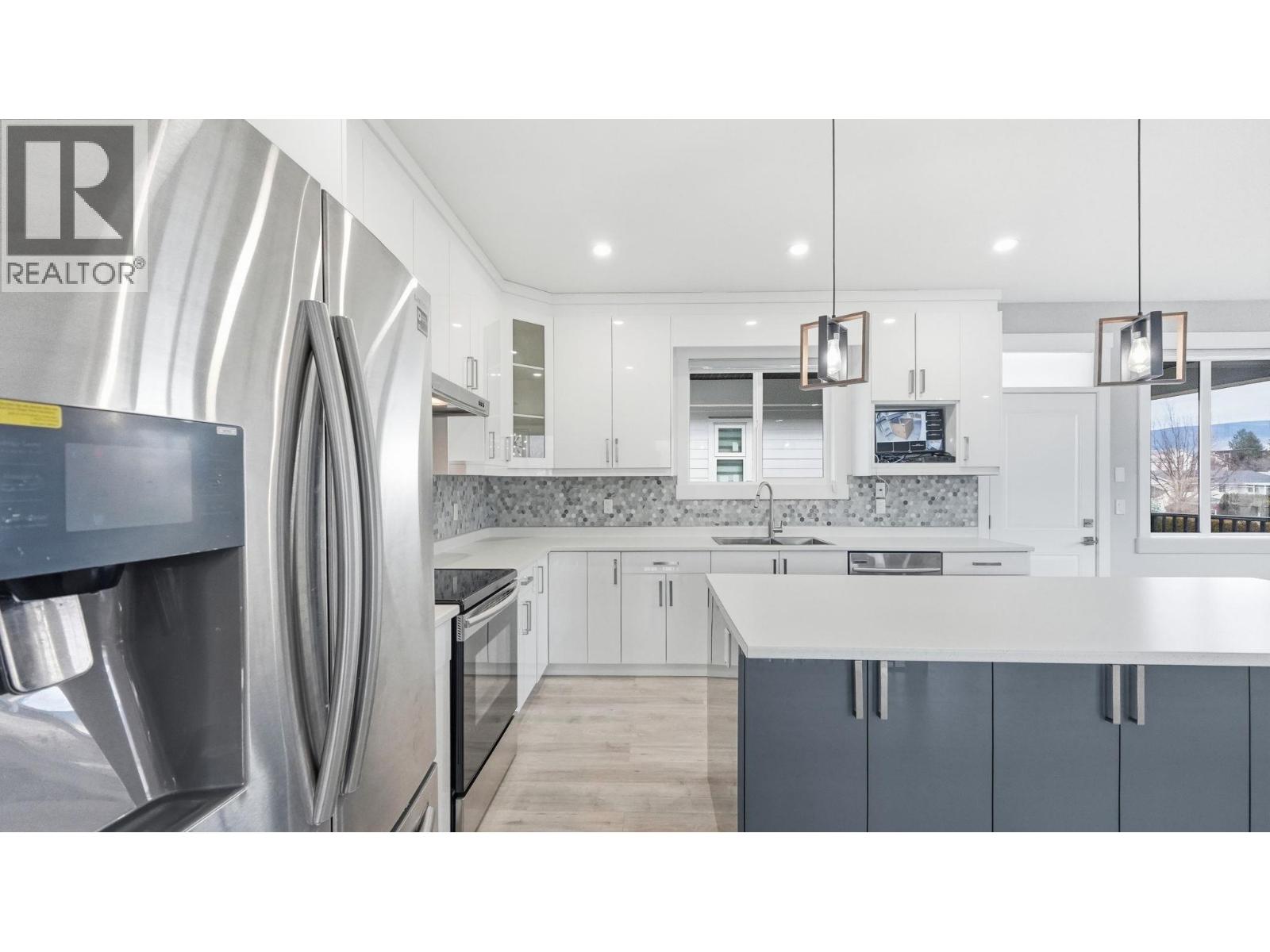 1220 Gaggin Road - 6