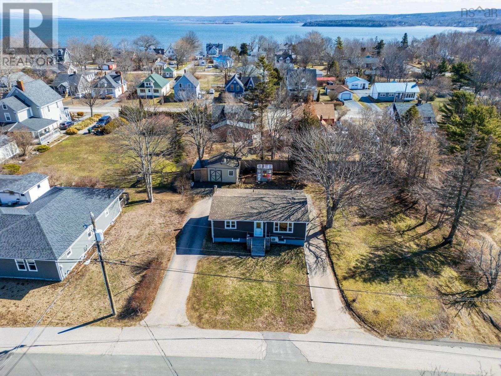 Property 32 of 43 of 56 Second Avenue