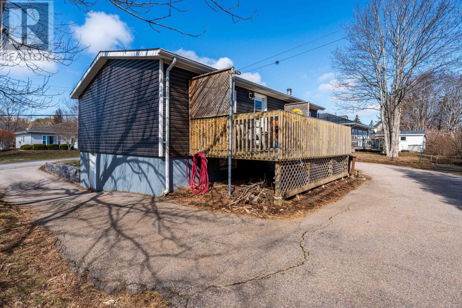 Property 34 of 43 of 56 Second Avenue