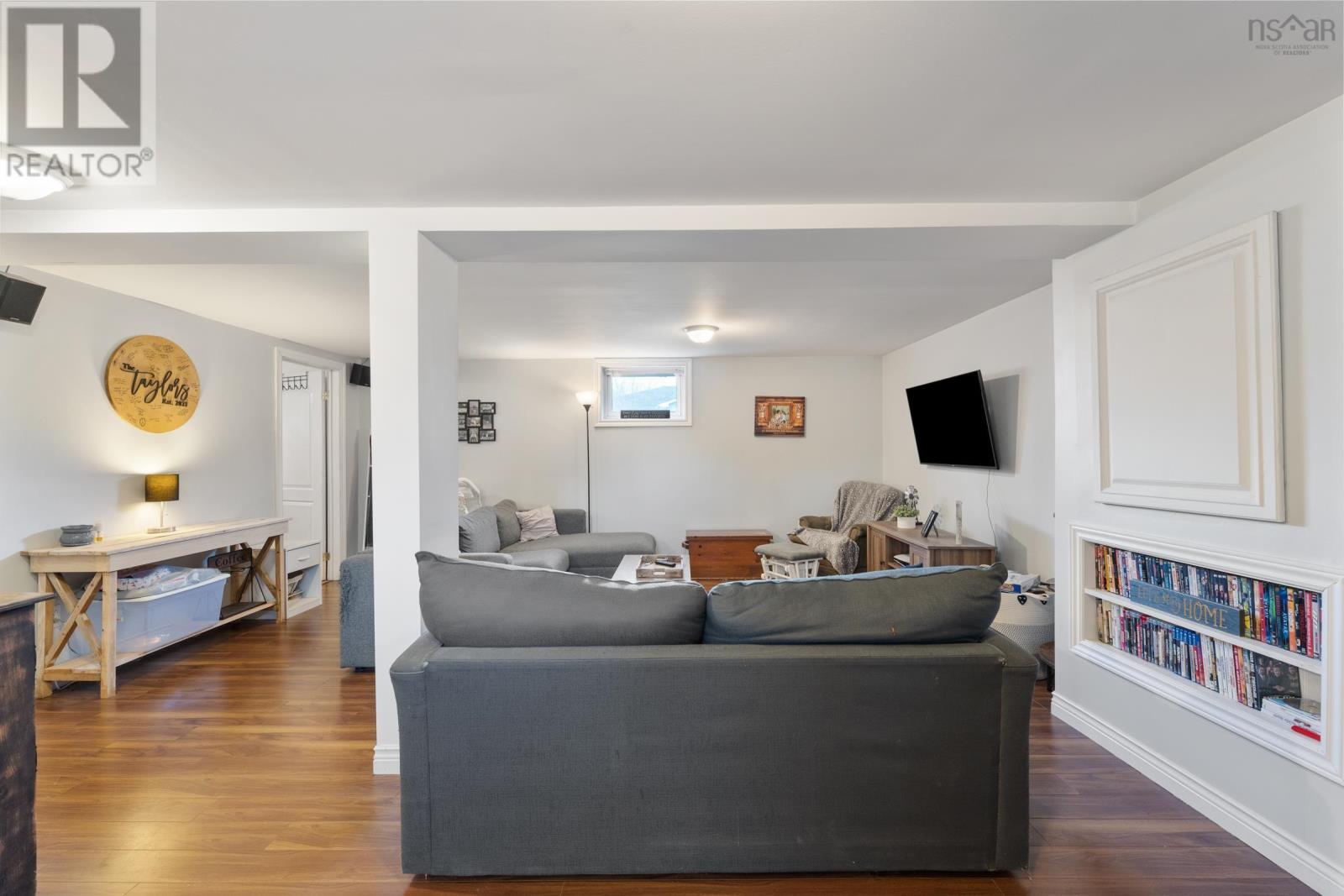 Property 20 of 43 of 56 Second Avenue