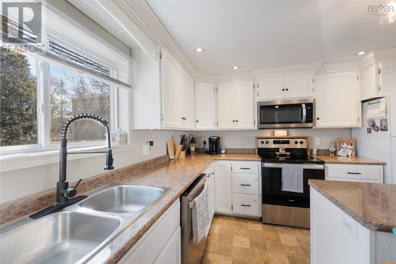 Property 8 of 43 of 56 Second Avenue