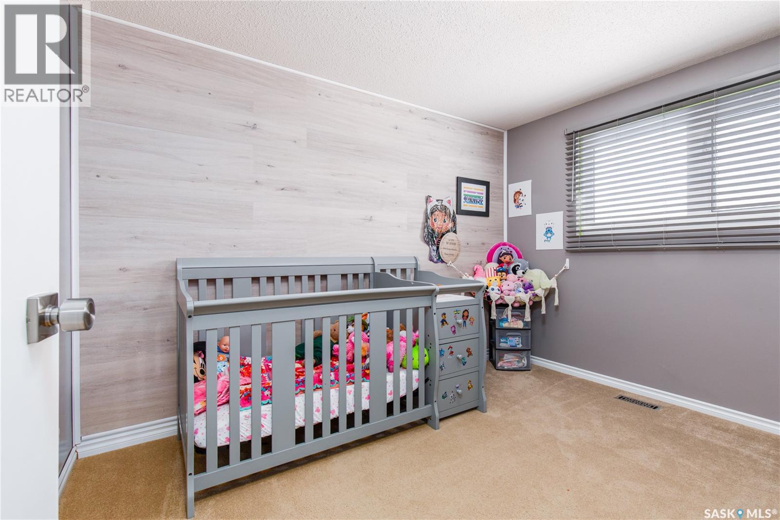 1170 5TH AVENUE NE - 27