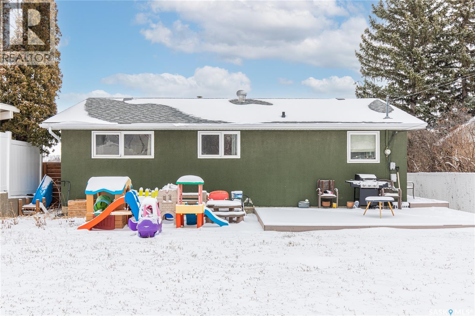 1170 5TH AVENUE NE - 46