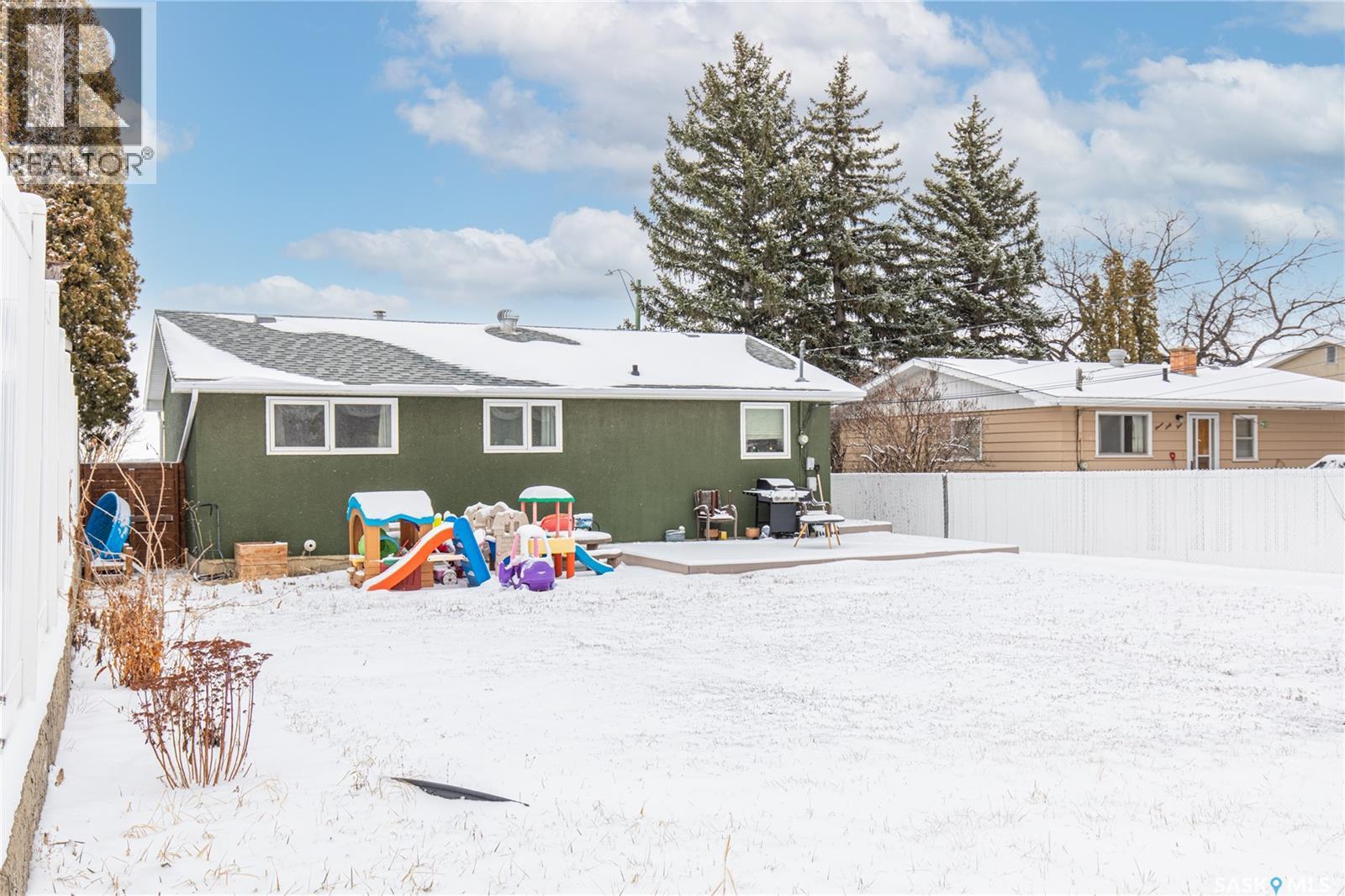 1170 5TH AVENUE NE - 47